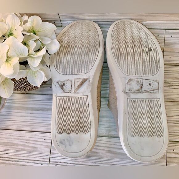 Catherine Malandrino Tan Reanie Low Knit Sneakers S:6 - Picture 7 of 10